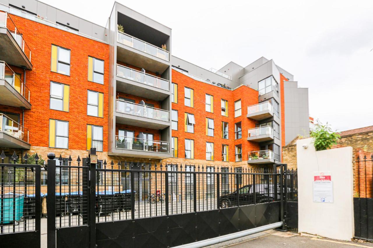 Statera Apartments - City Terraces Londen Buitenkant foto