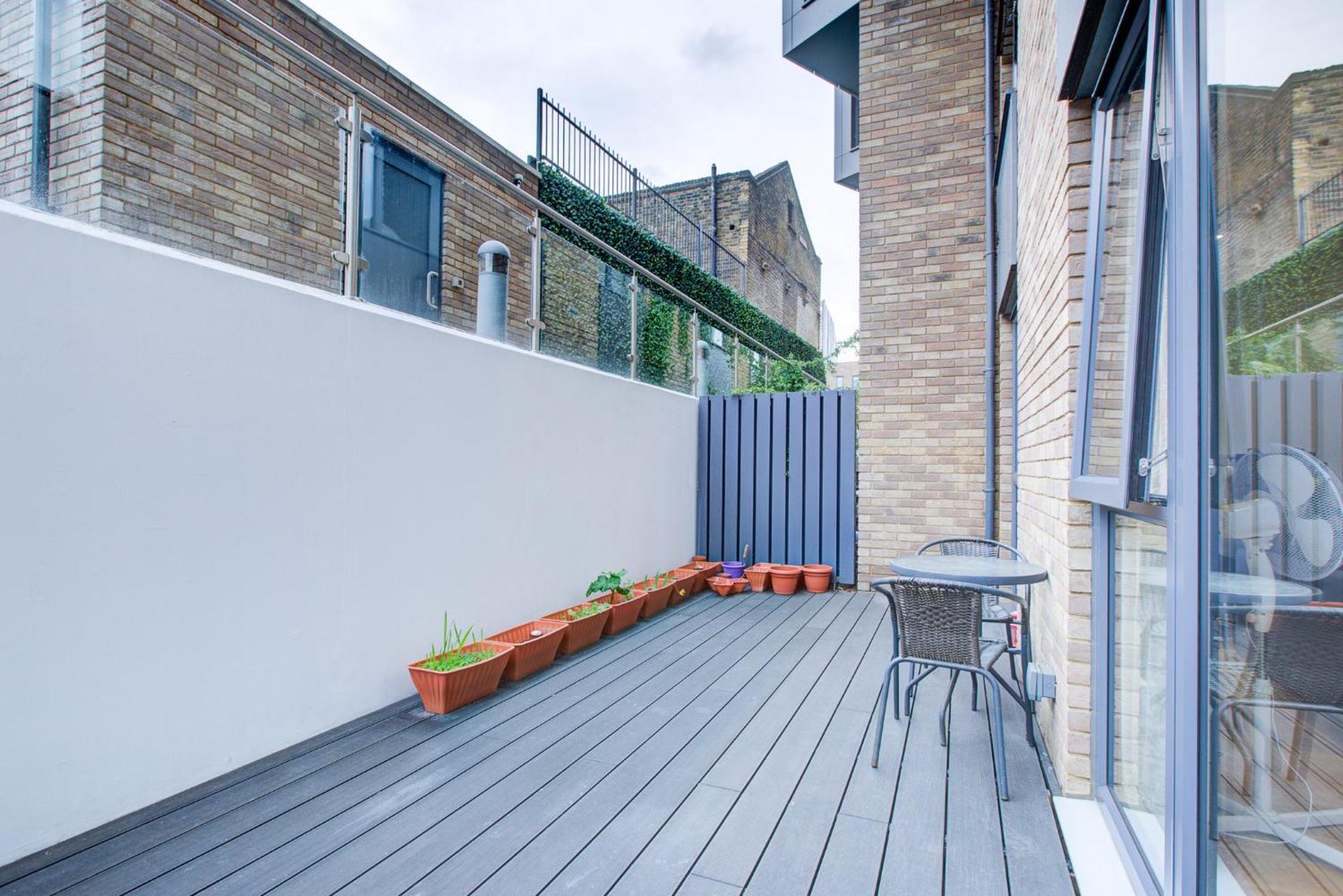 Statera Apartments - City Terraces Londen Buitenkant foto